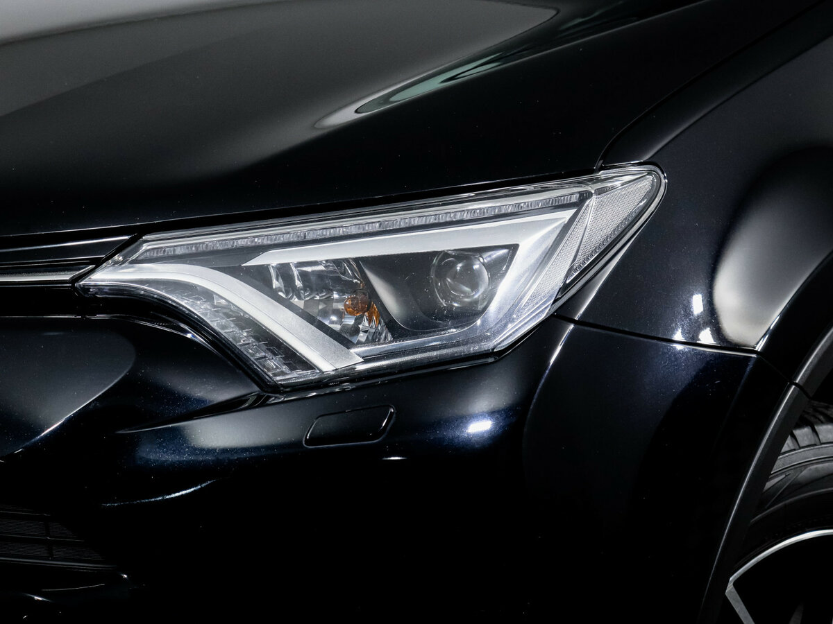 Купить Toyota RAV4 с пробегом. Фото: #14