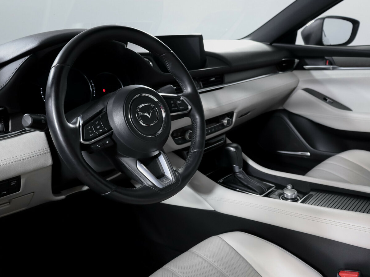 Купить Mazda 6 с пробегом. Фото: #10