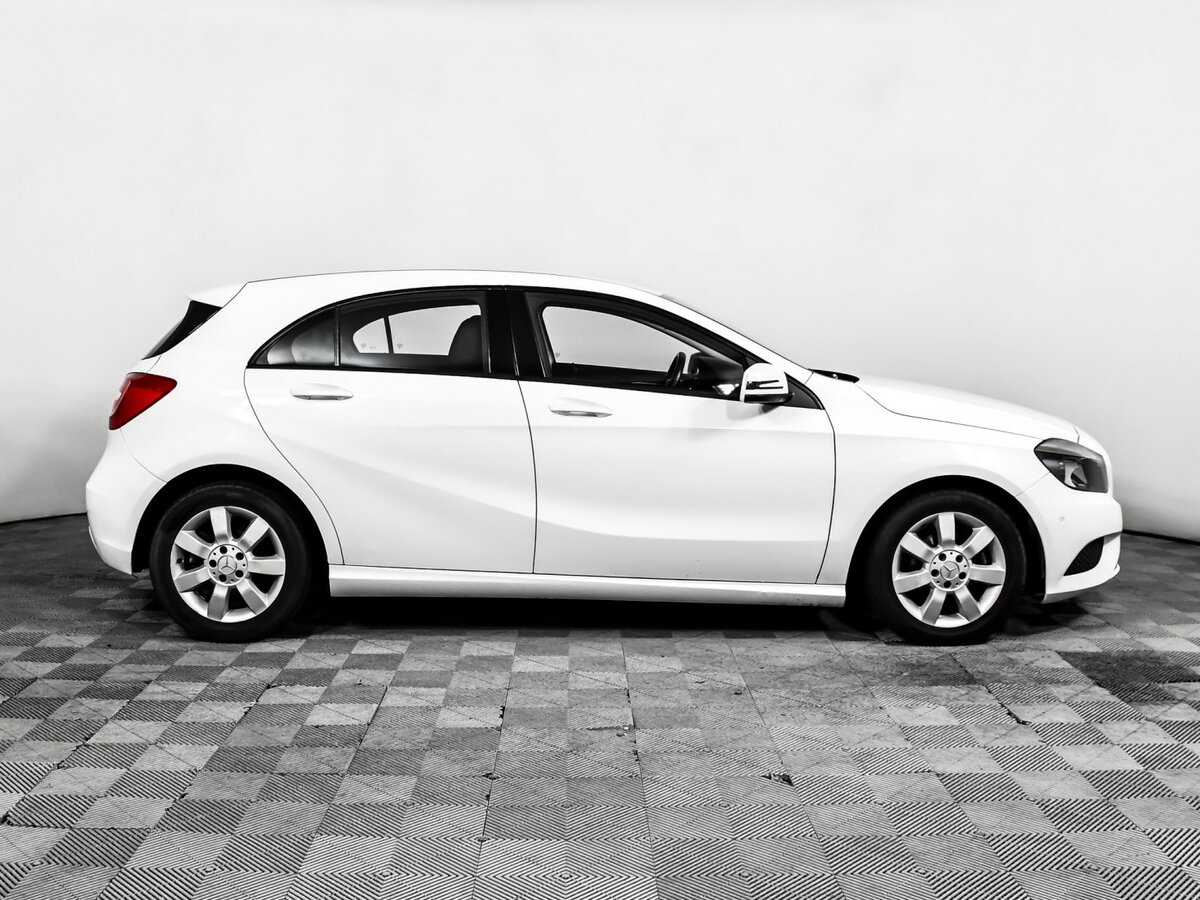 Купить Mercedes-Benz A-Класс с пробегом. Фото: #3