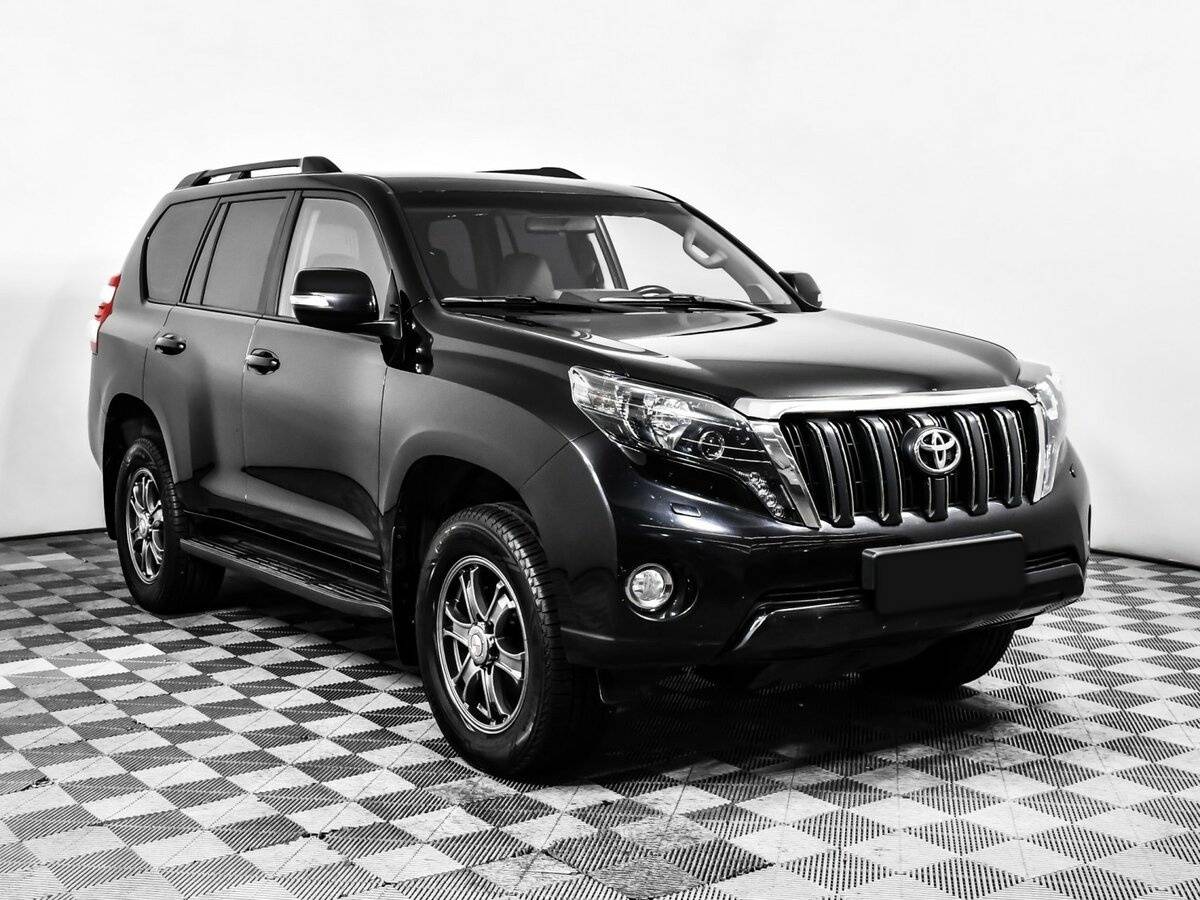 Купить Toyota Land Cruiser Prado с пробегом. Фото: #2
