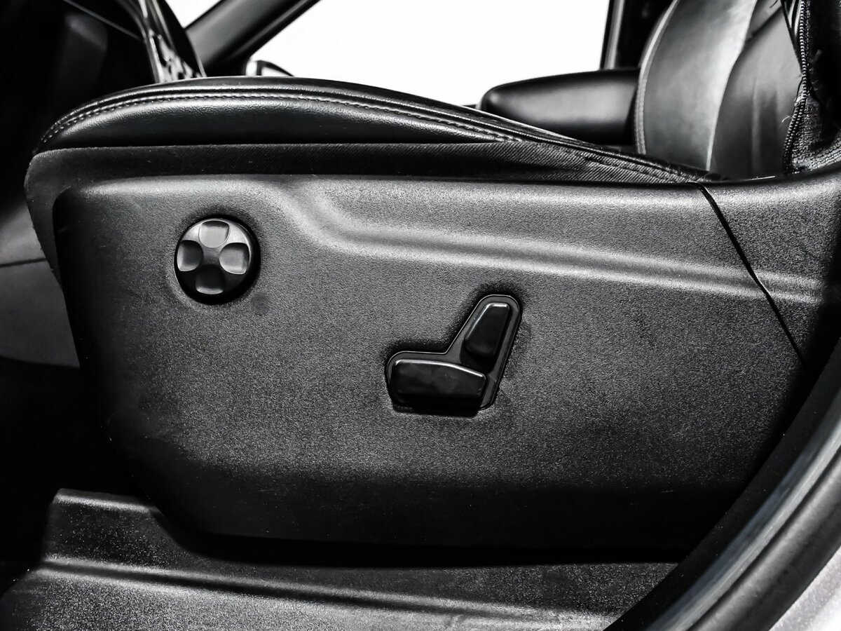 Купить Jeep Grand Cherokee с пробегом. Фото: #15