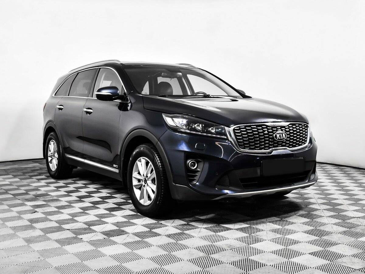 Купить Kia Sorento с пробегом. Фото: #2