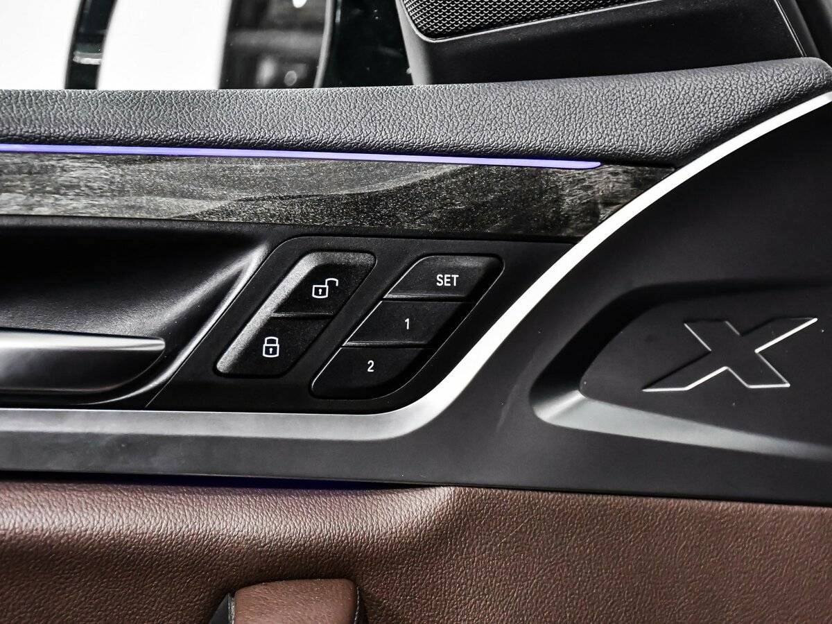 Купить BMW X3 с пробегом. Фото: #11