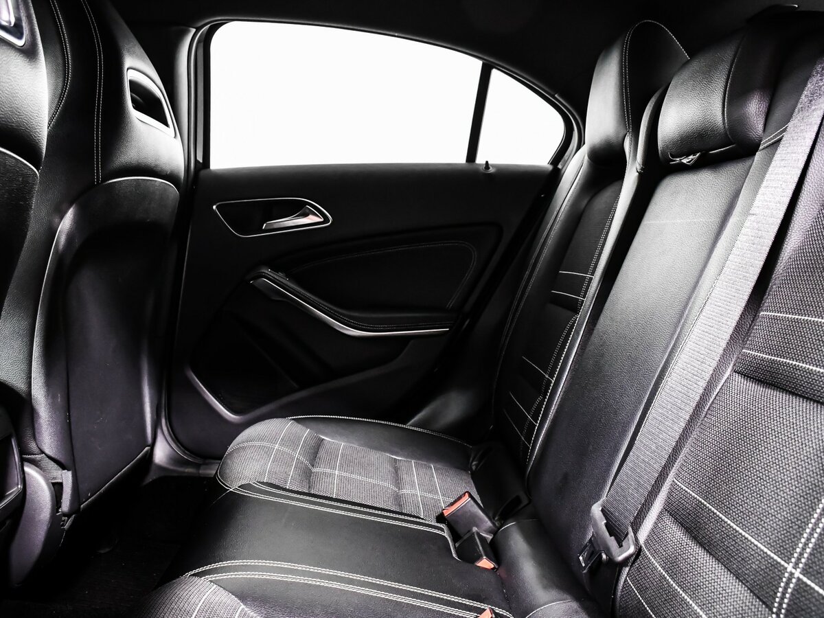 Купить Mercedes-Benz A-Класс с пробегом. Фото: #10