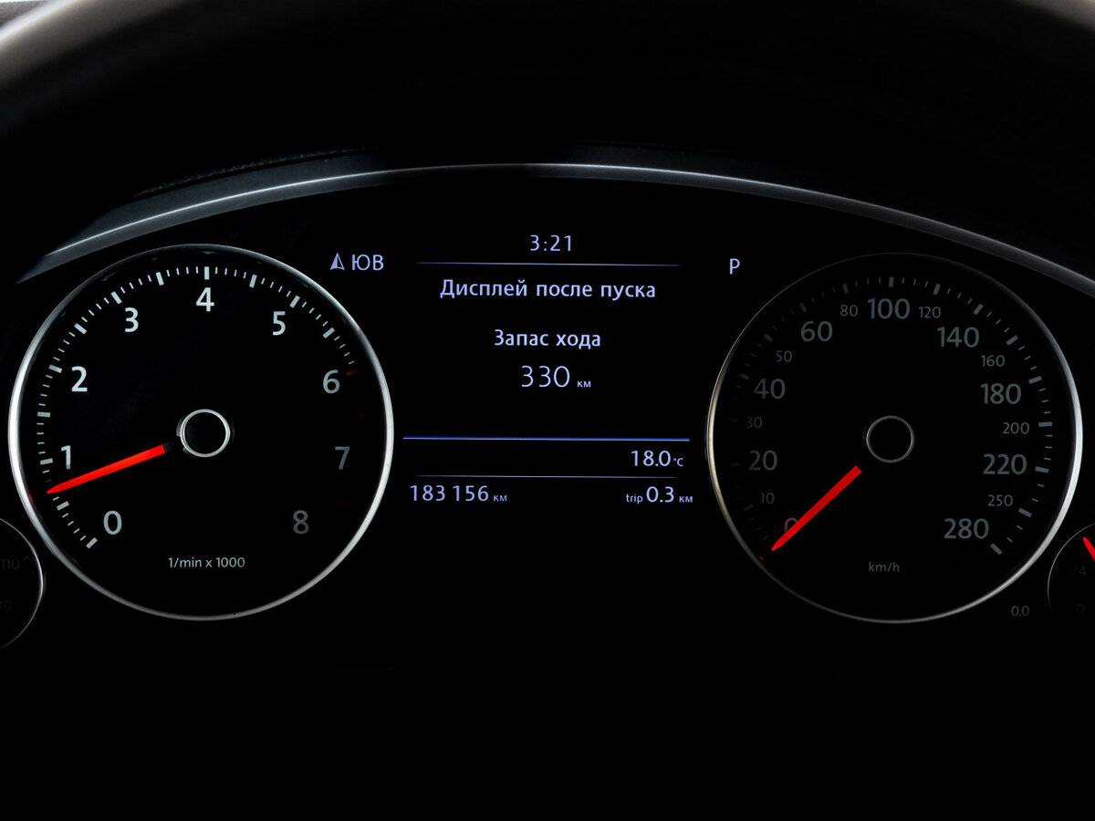 Купить Volkswagen Touareg с пробегом. Фото: #25