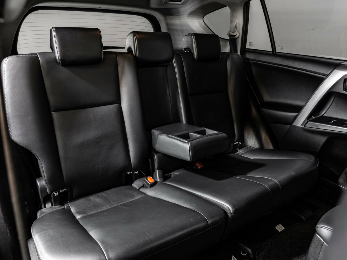 Купить Toyota RAV4 с пробегом. Фото: #14