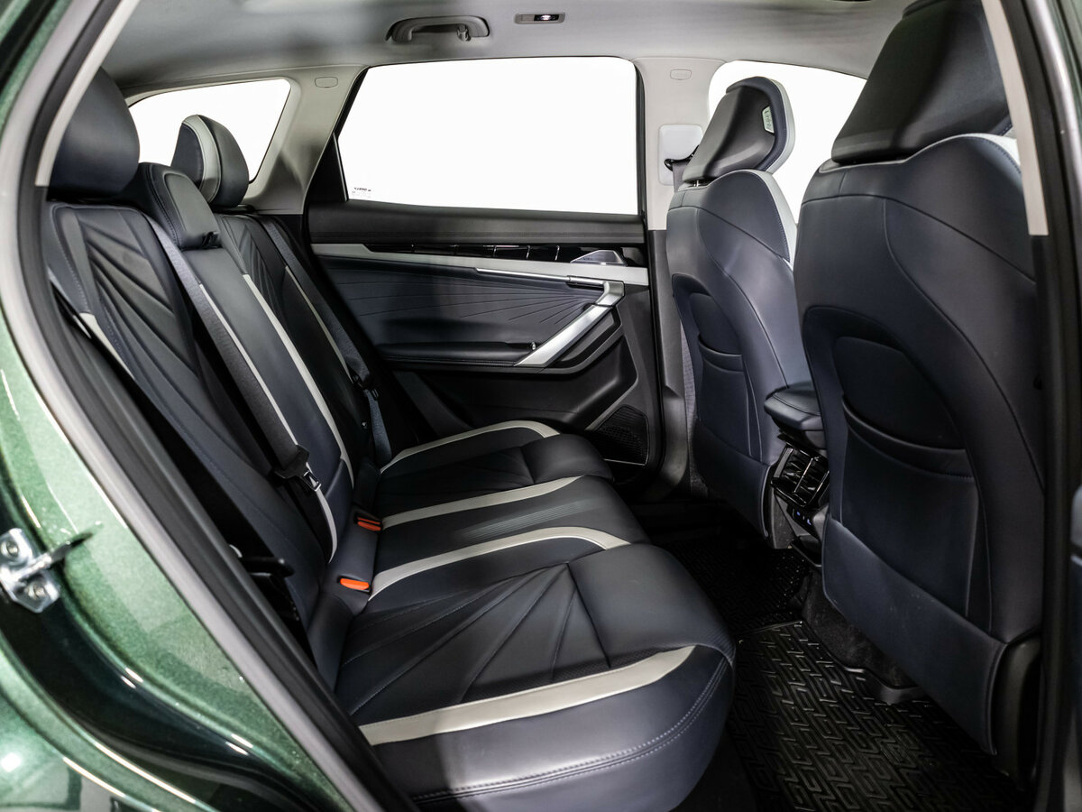 Купить Geely Atlas с пробегом. Фото: #16