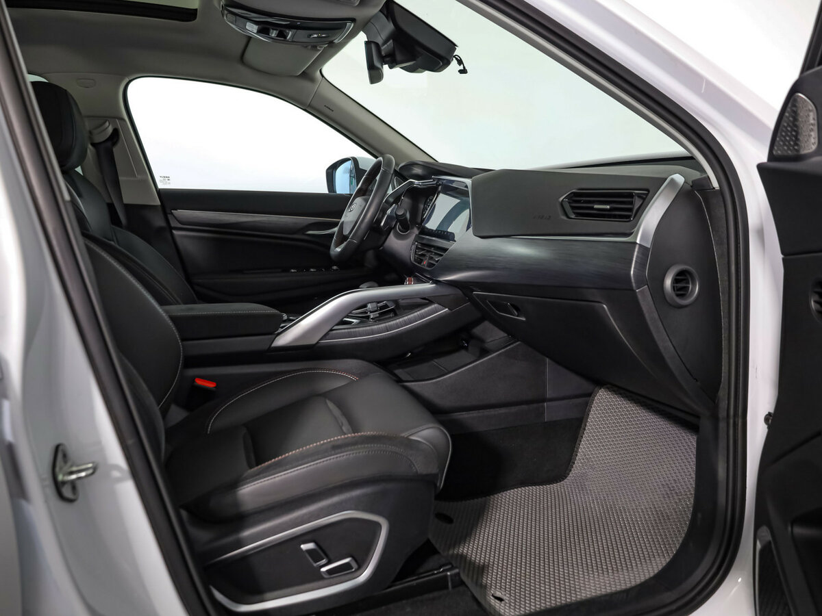 Купить Geely Tugella с пробегом. Фото: #25