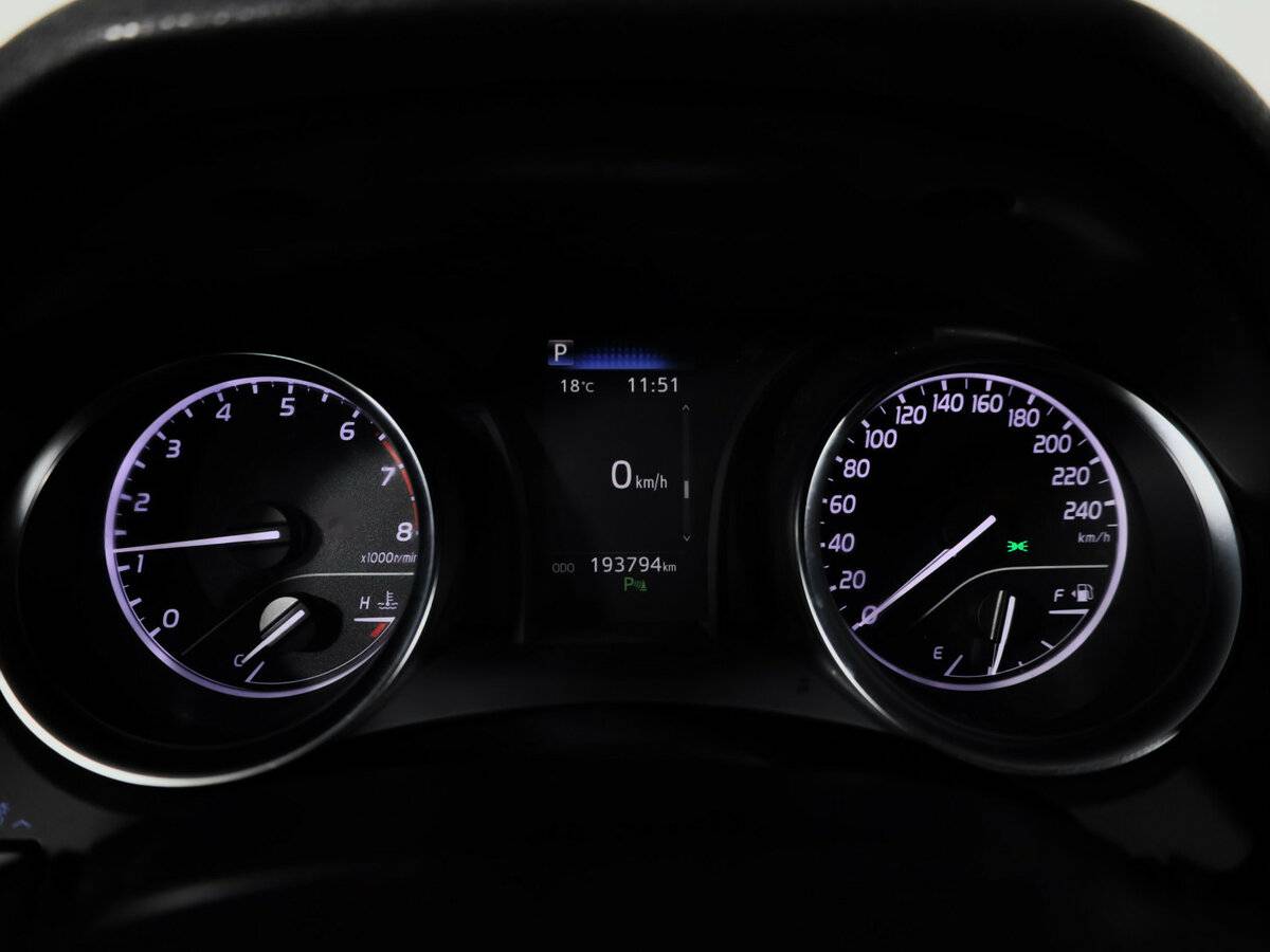 Купить Toyota Camry с пробегом. Фото: #11