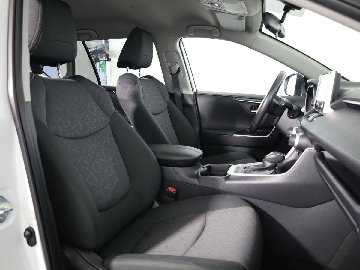 Купить Toyota RAV4 с пробегом. Фото: #11