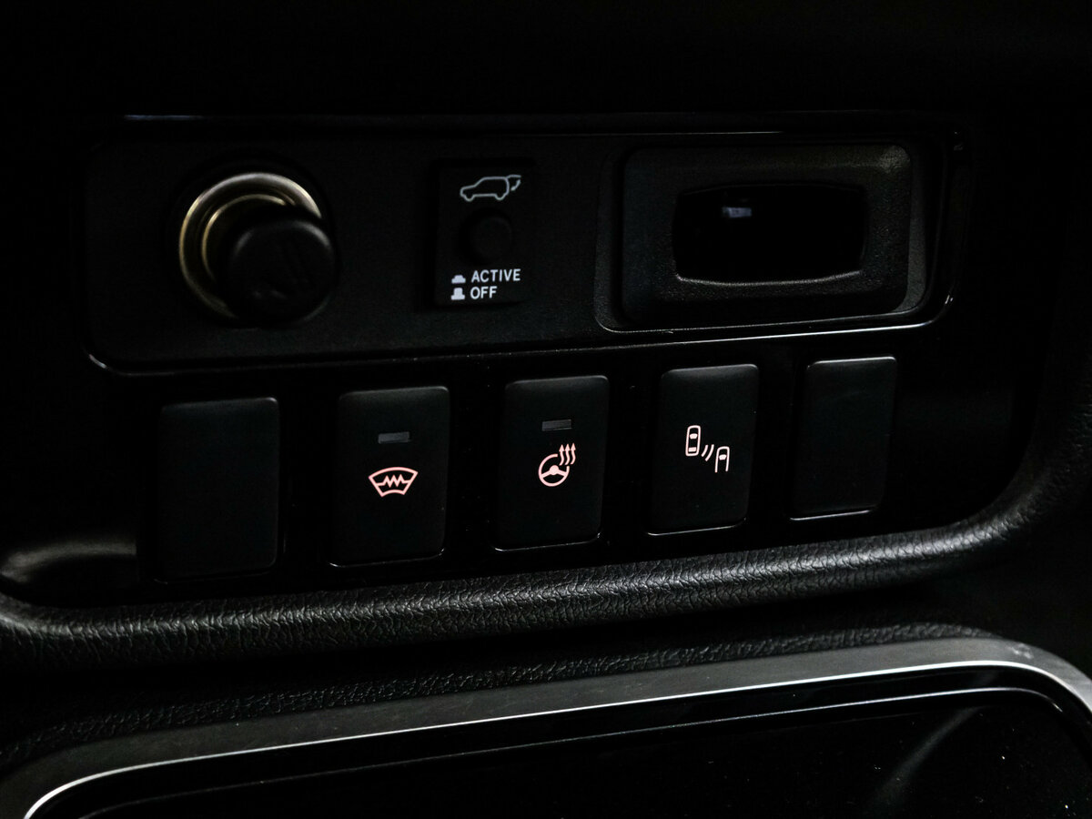 Купить Mitsubishi Outlander с пробегом. Фото: #11