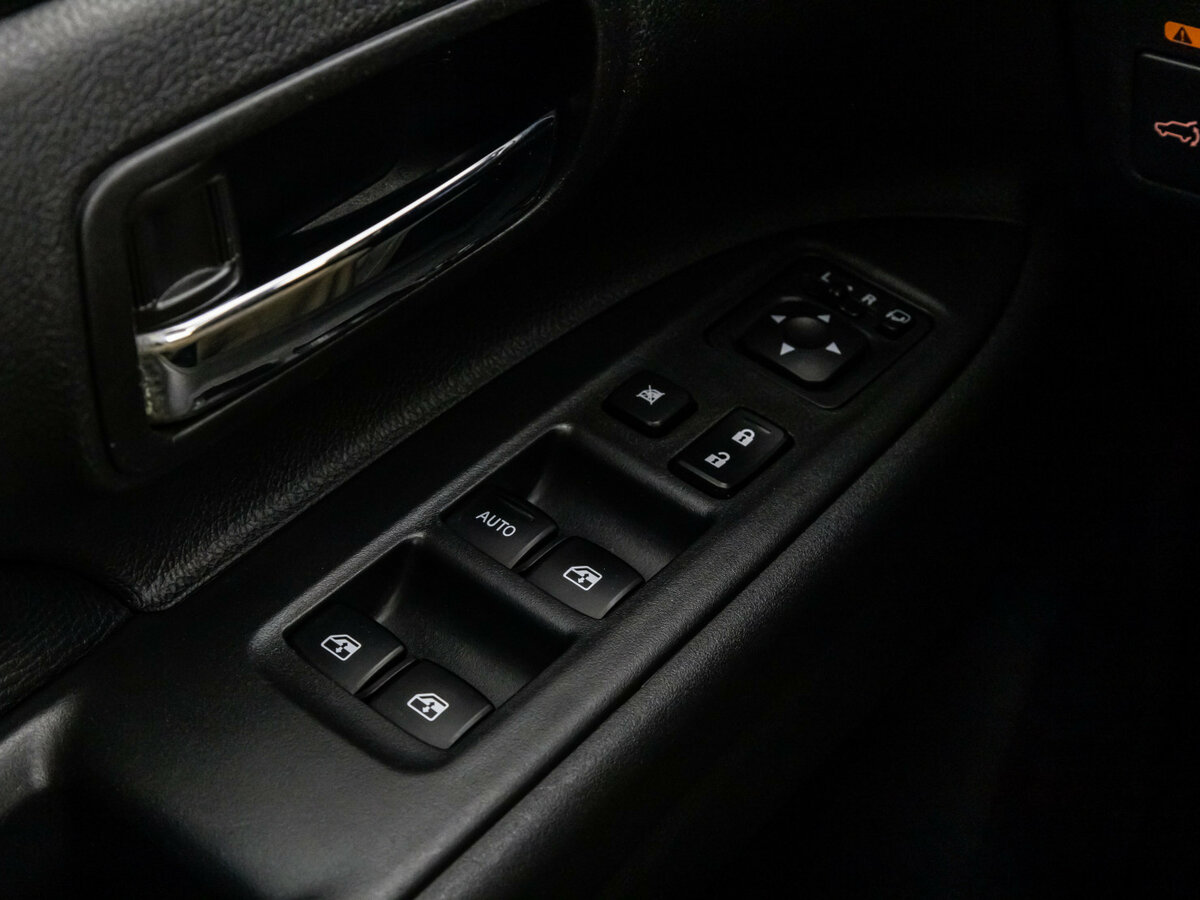 Купить Mitsubishi Outlander с пробегом. Фото: #14