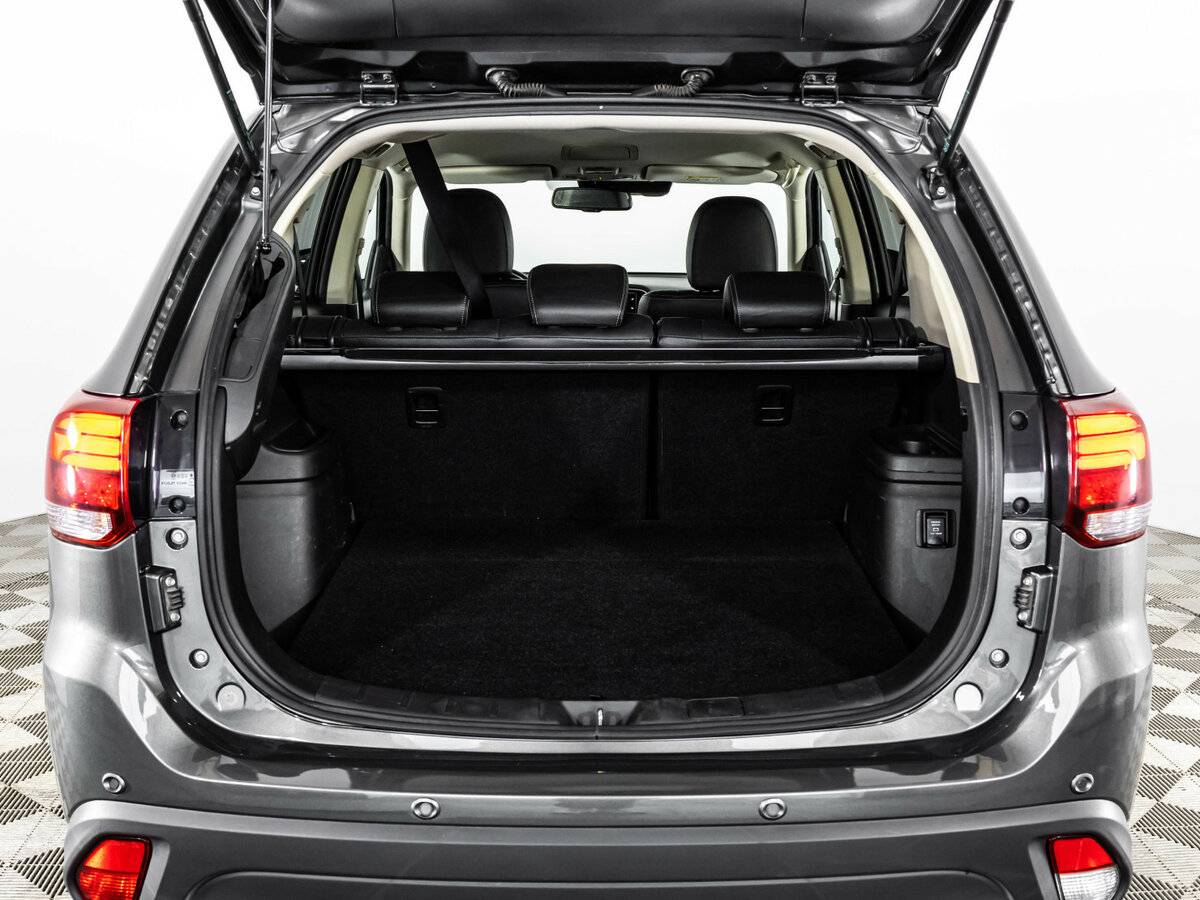 Купить Mitsubishi Outlander с пробегом. Фото: #21