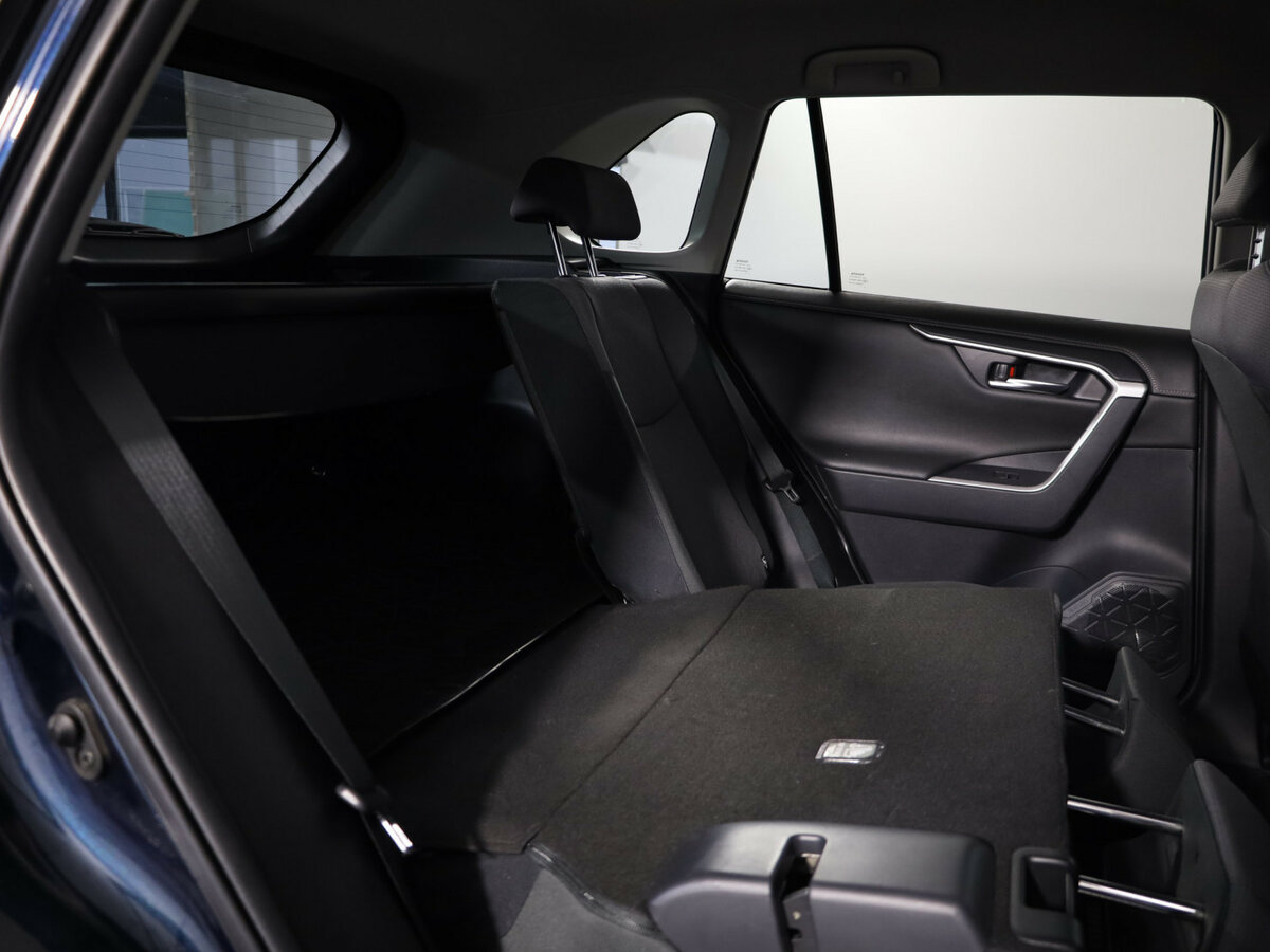 Купить Toyota RAV4 с пробегом. Фото: #14