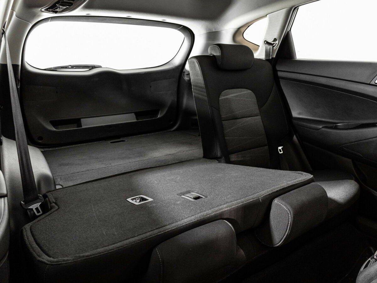 Купить Hyundai Tucson с пробегом. Фото: #15