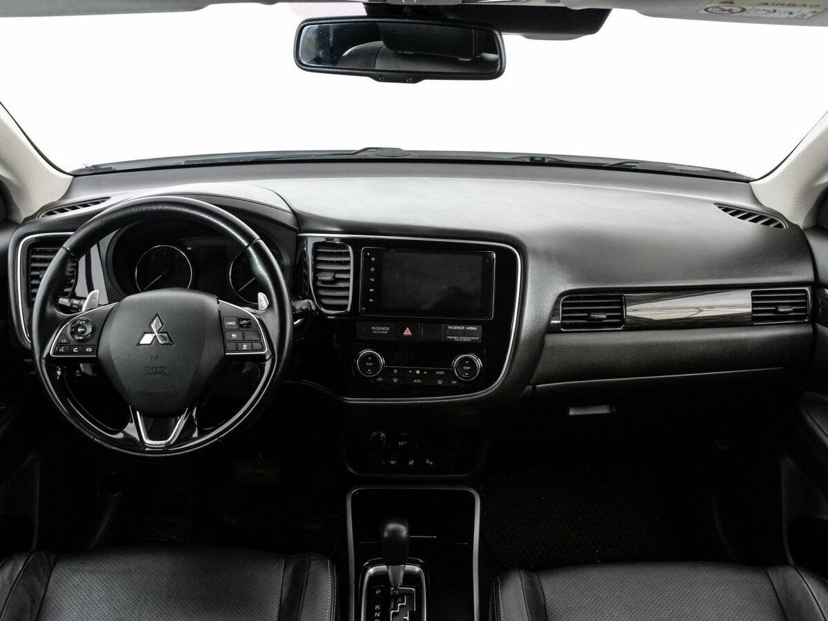 Купить Mitsubishi Outlander с пробегом. Фото: #7
