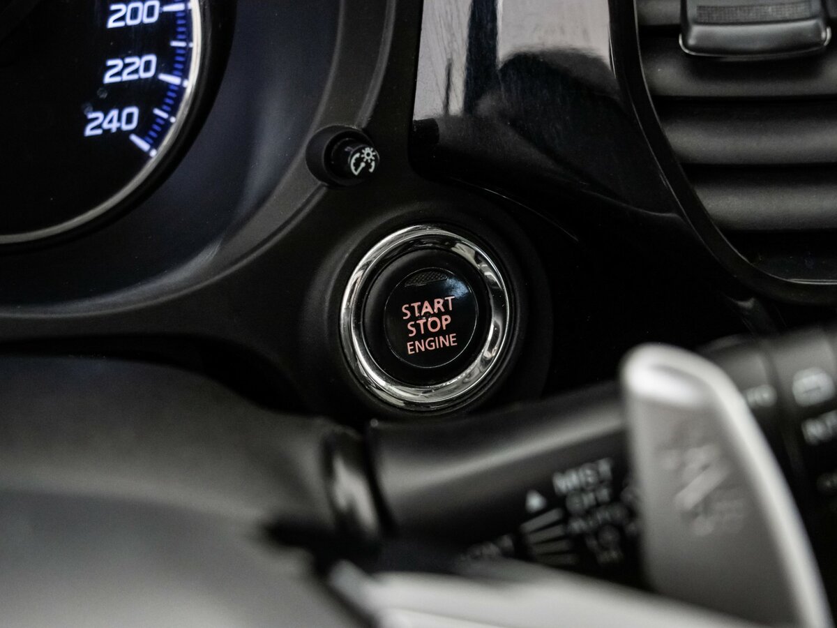 Купить Mitsubishi Outlander с пробегом. Фото: #15