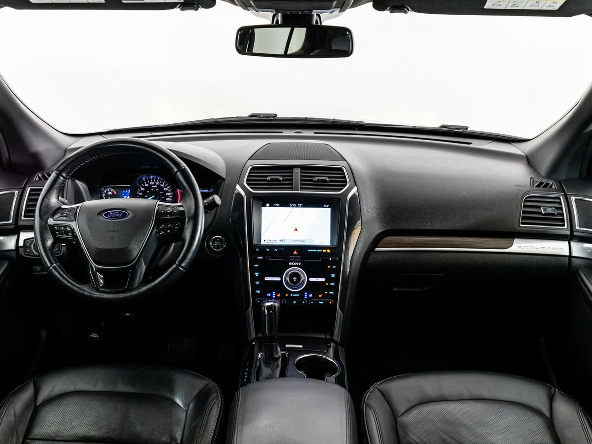 Купить Ford Explorer с пробегом. Фото: #8