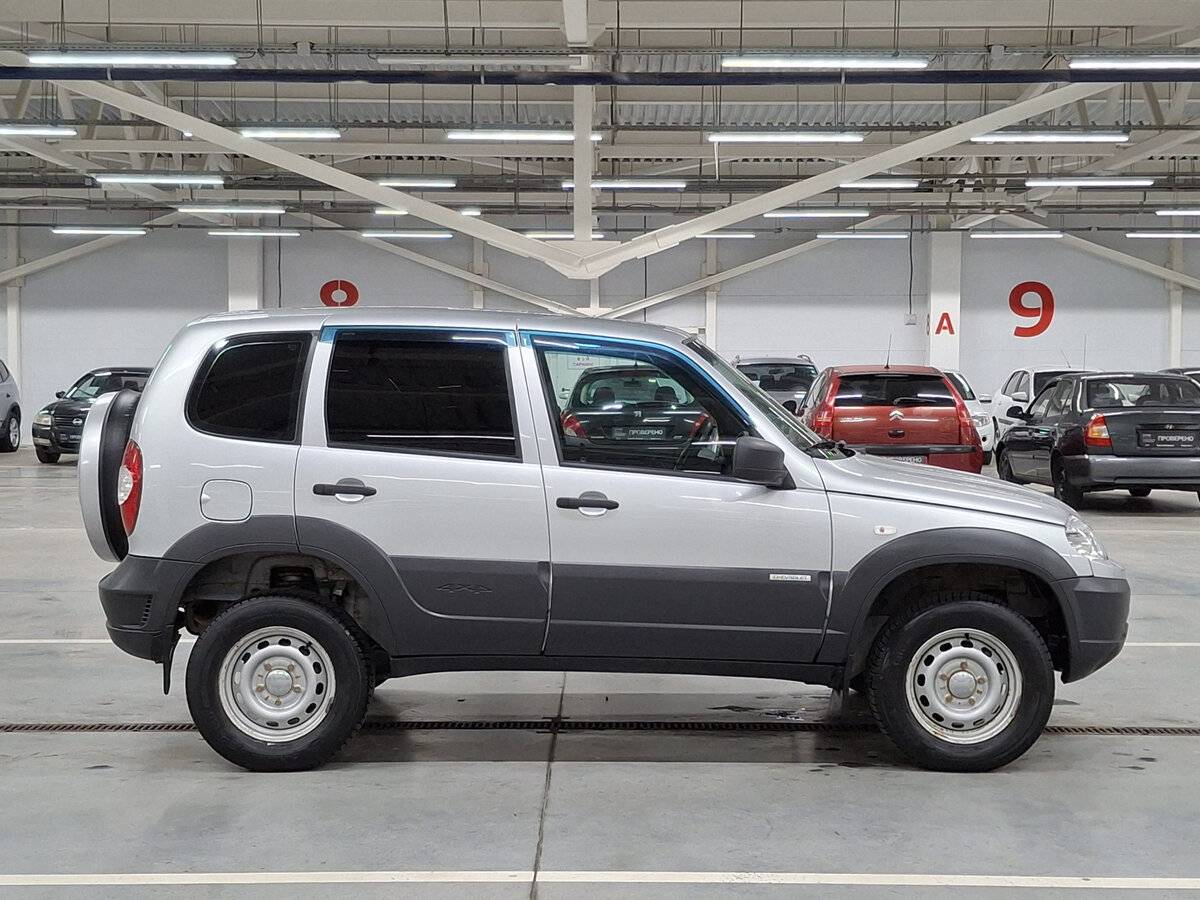 Купить Chevrolet Niva с пробегом. Фото: #3