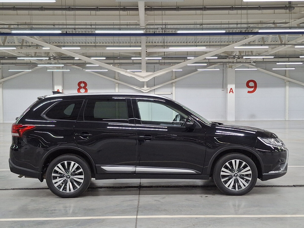 Купить Mitsubishi Outlander с пробегом. Фото: #3