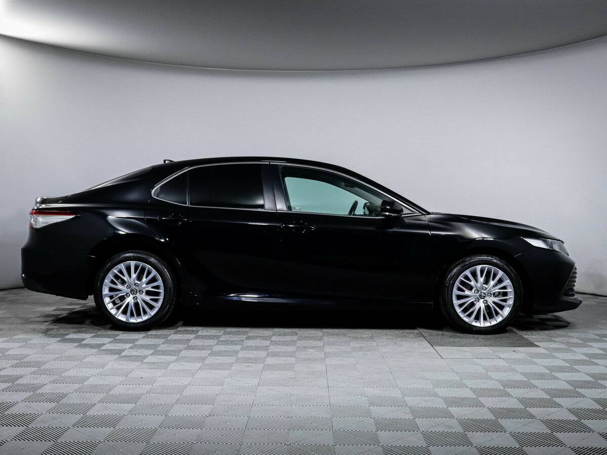 Купить Toyota Camry с пробегом. Фото: #3