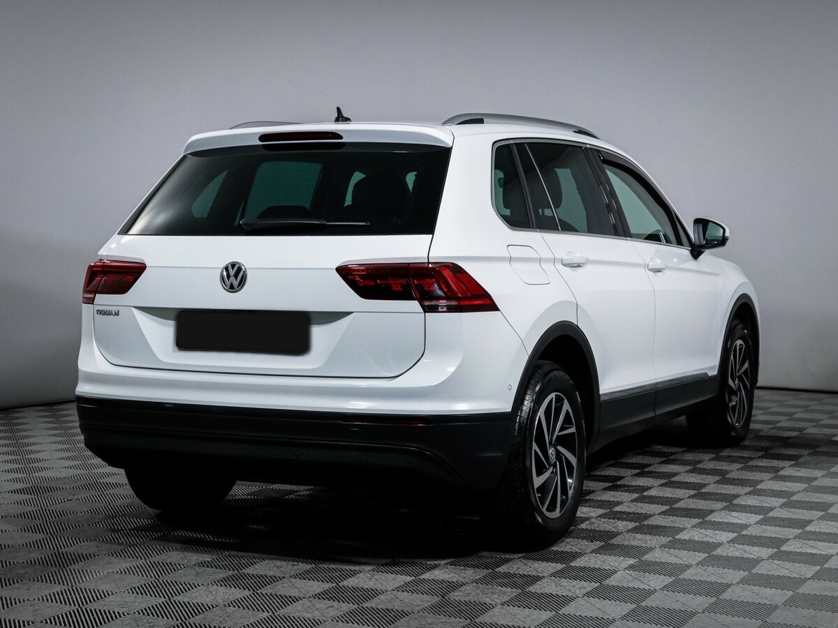 Купить Volkswagen Tiguan с пробегом. Фото: #4
