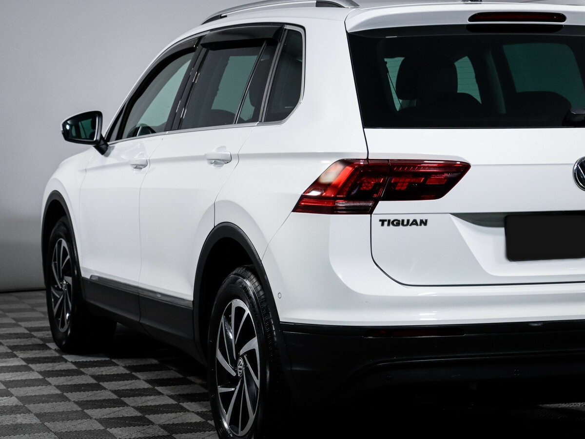 Купить Volkswagen Tiguan с пробегом. Фото: #16