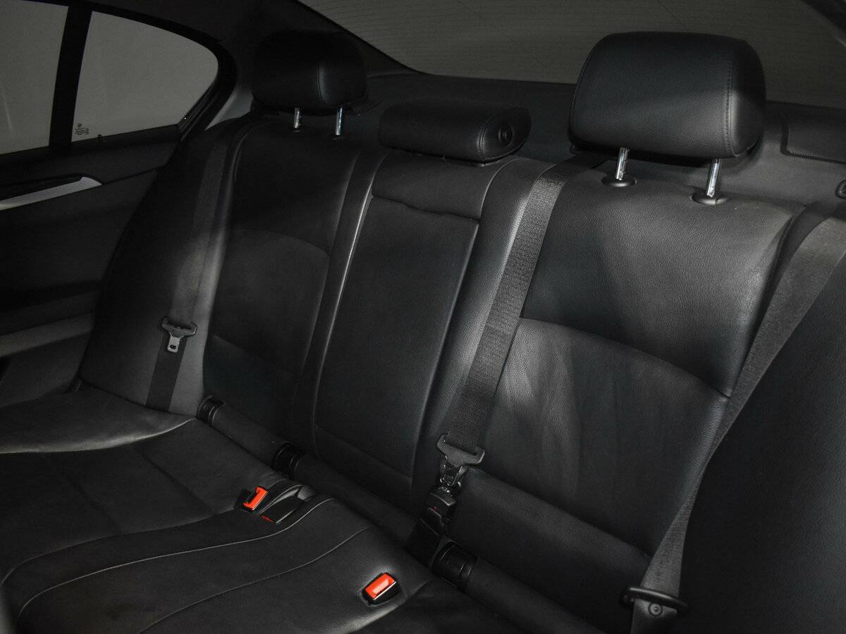 Купить BMW 5 серии с пробегом. Фото: #8