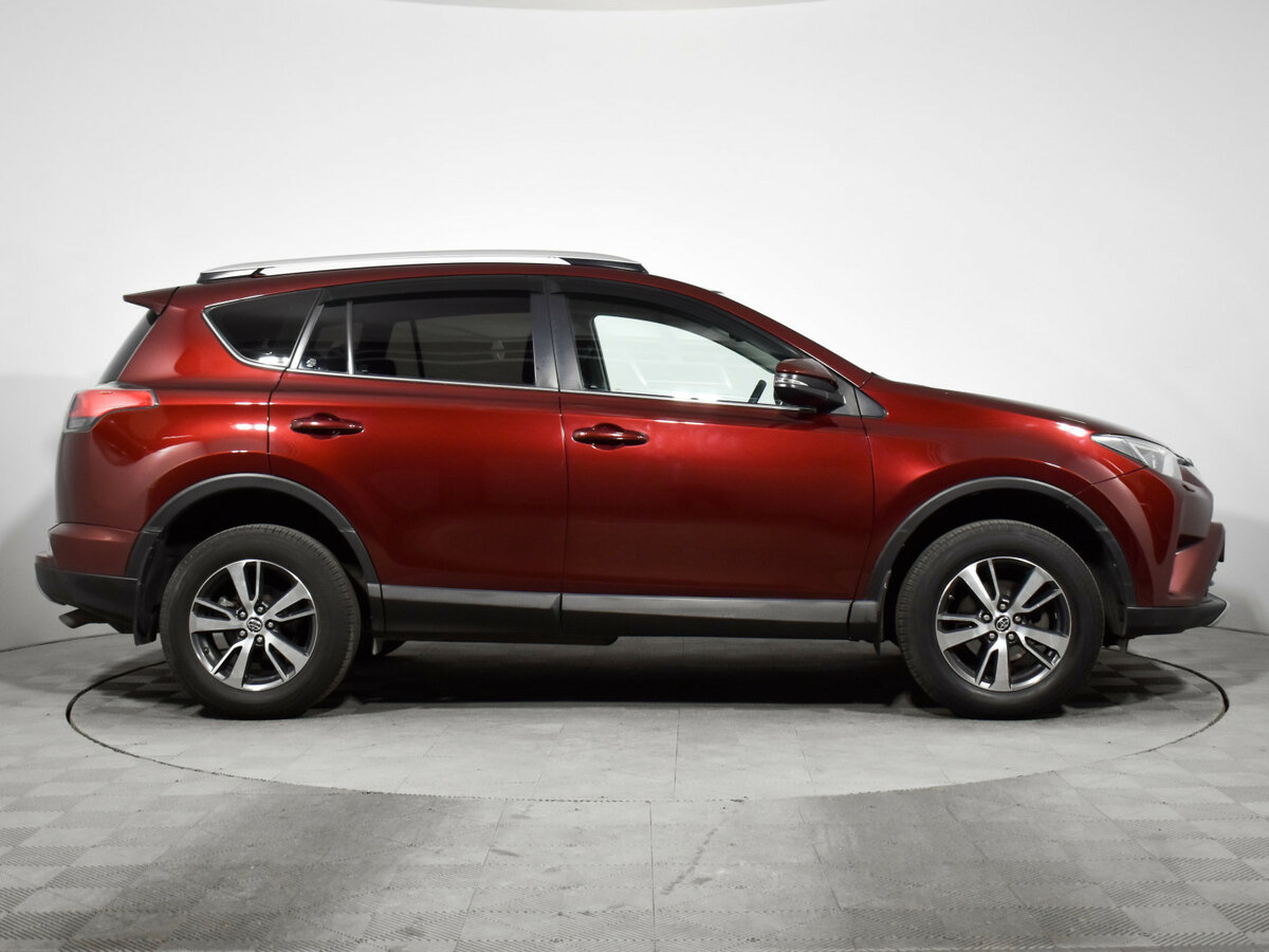 Купить Toyota RAV4 с пробегом. Фото: #3