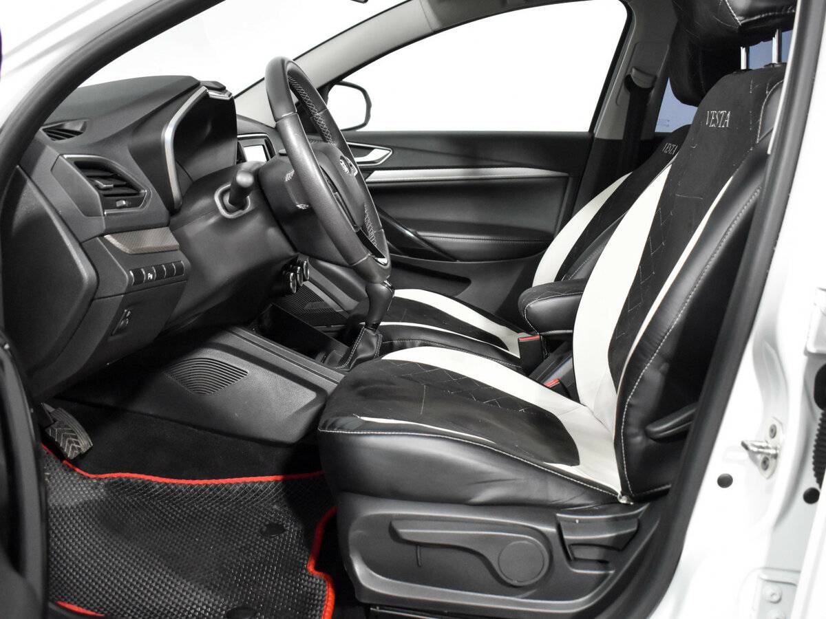 Купить Lada (ВАЗ) Vesta с пробегом. Фото: #10