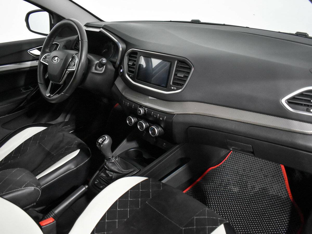 Купить Lada (ВАЗ) Vesta с пробегом. Фото: #11