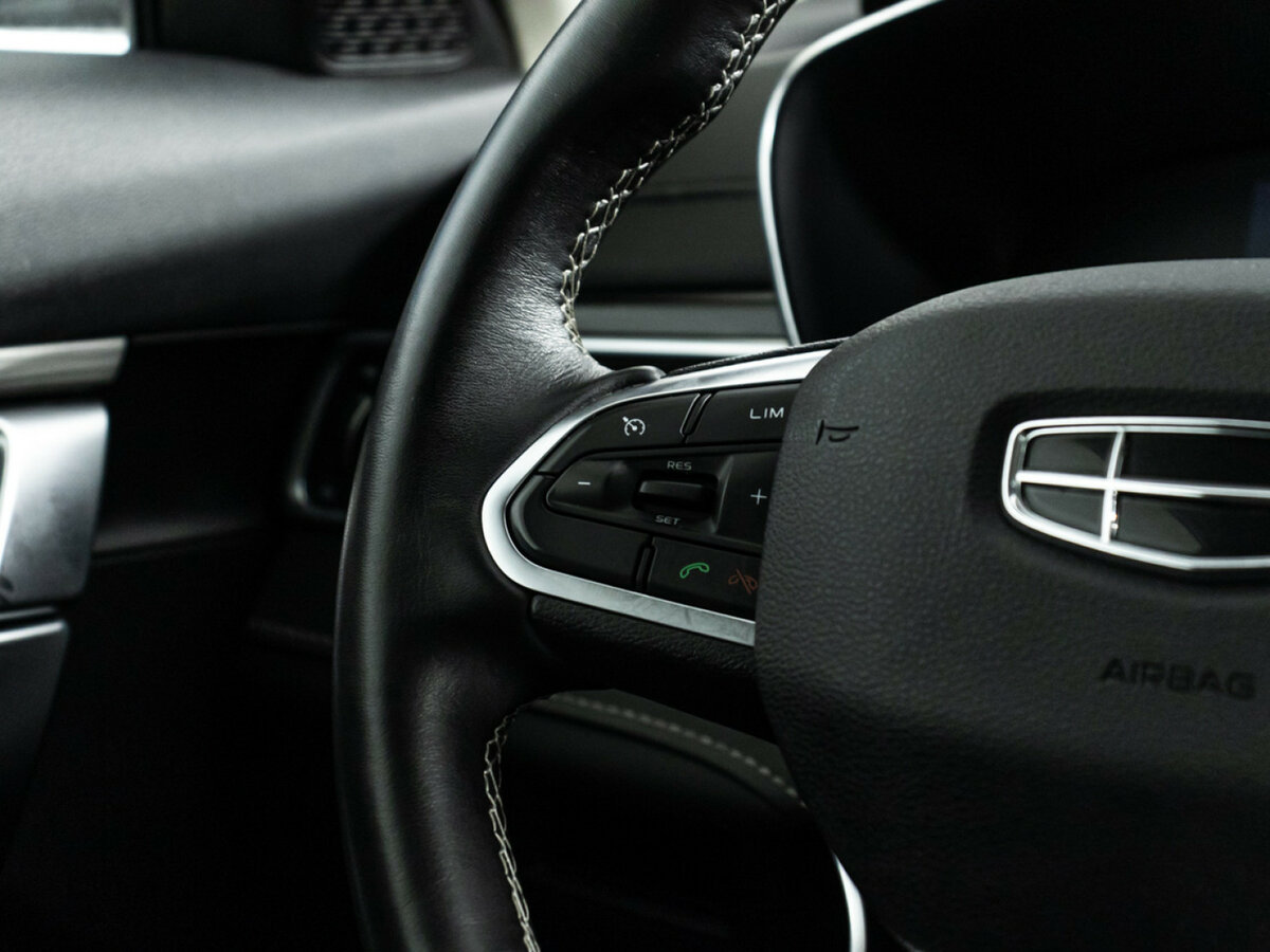 Купить Geely Atlas Pro с пробегом. Фото: #17