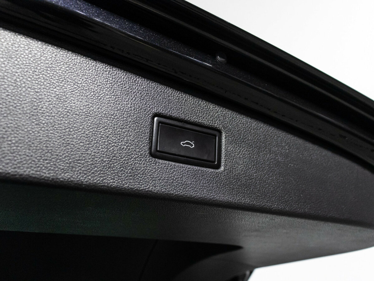 Купить Volkswagen Tiguan с пробегом. Фото: #19