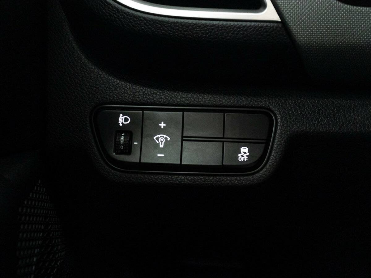 Купить Kia Seltos с пробегом. Фото: #18