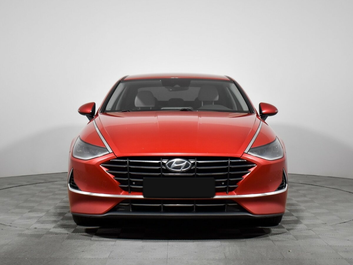 Купить Hyundai Sonata с пробегом. Фото: #1