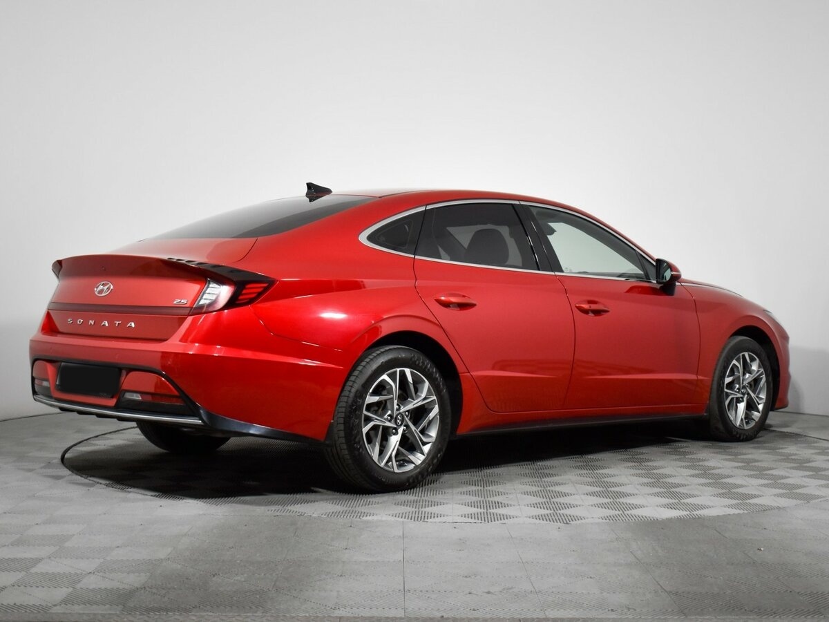 Купить Hyundai Sonata с пробегом. Фото: #3
