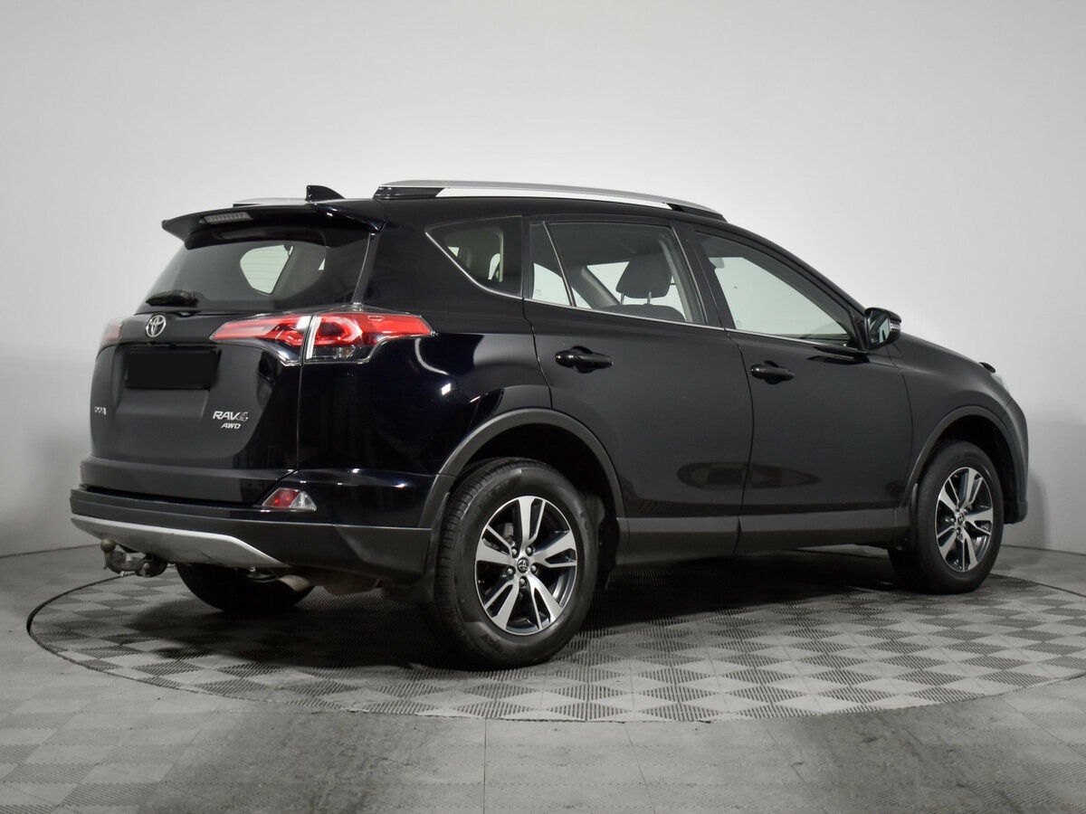 Купить Toyota RAV4 с пробегом. Фото: #3