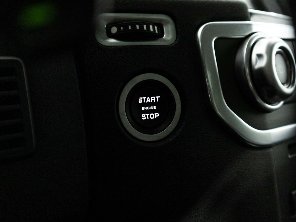 Купить Land Rover Discovery с пробегом. Фото: #18