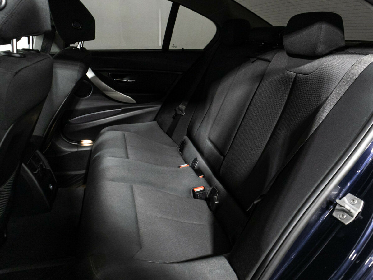 Купить BMW 3 серии с пробегом. Фото: #9