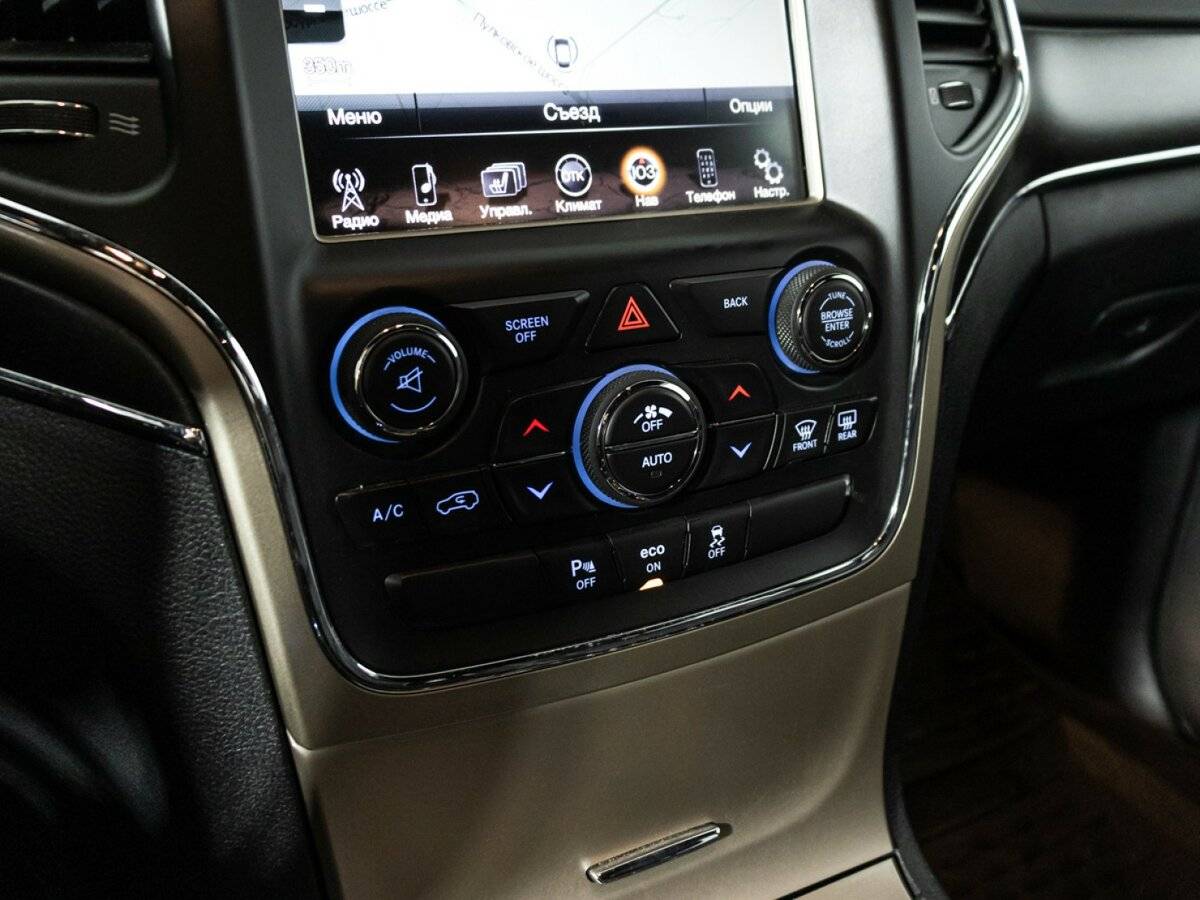 Купить Jeep Grand Cherokee с пробегом. Фото: #18