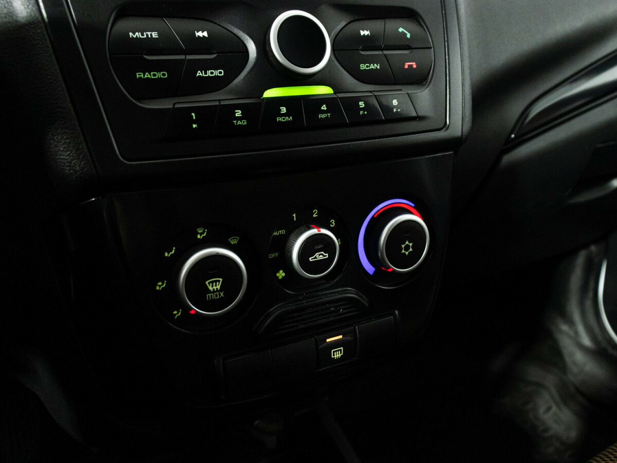 Купить Lada (ВАЗ) Kalina с пробегом. Фото: #12