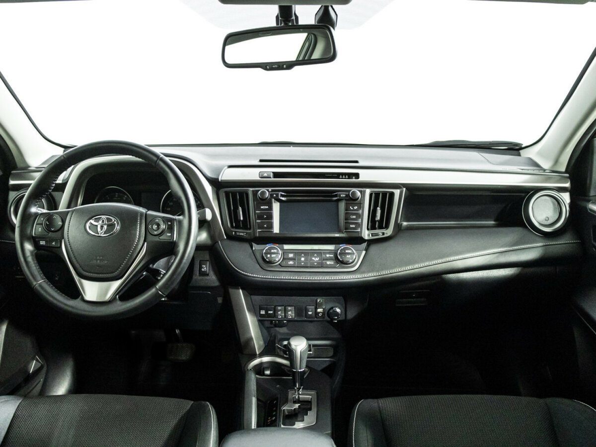 Купить Toyota RAV4 с пробегом. Фото: #12
