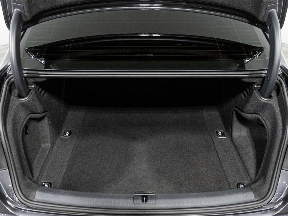 Купить Audi A4 с пробегом. Фото: #19