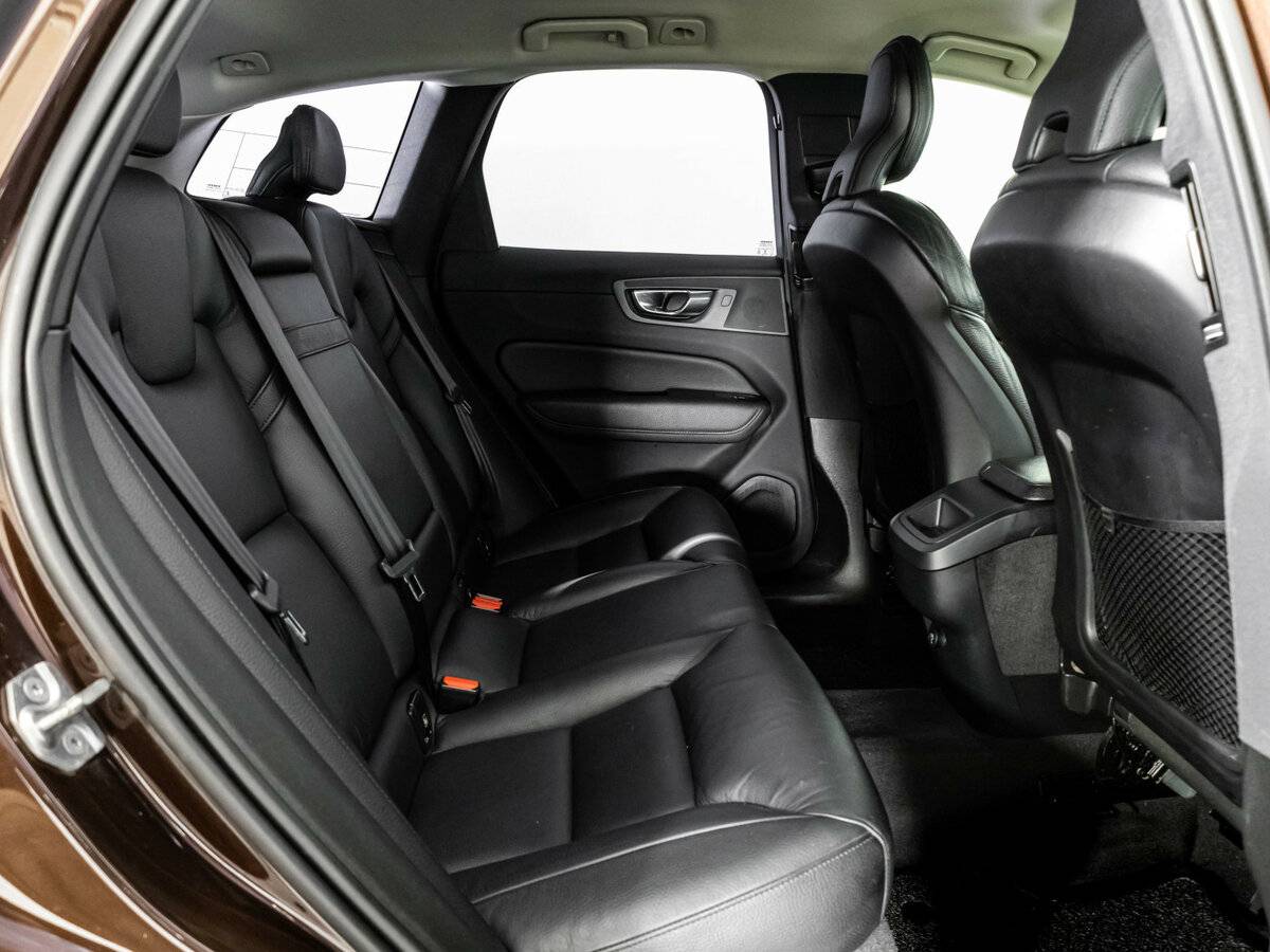 Купить Volvo XC60 с пробегом. Фото: #16