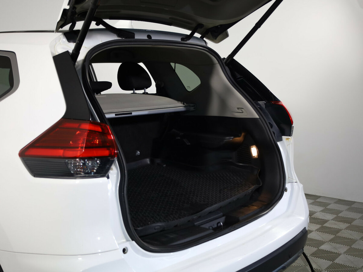 Купить Nissan X-Trail с пробегом. Фото: #26