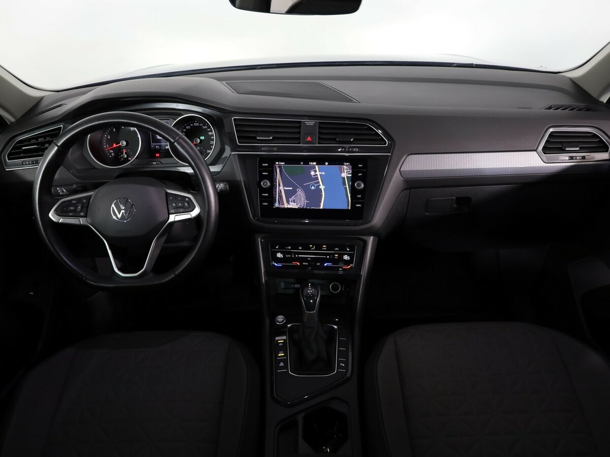 Купить Volkswagen Tiguan с пробегом. Фото: #8