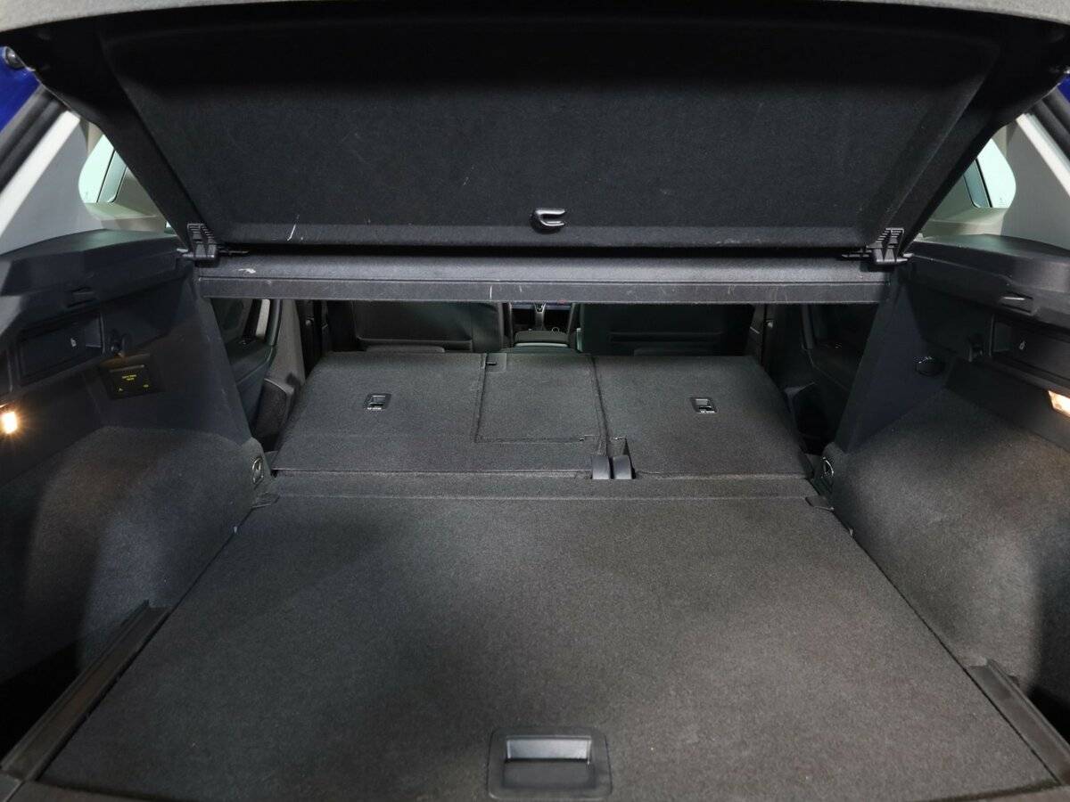 Купить Volkswagen Tiguan с пробегом. Фото: #18