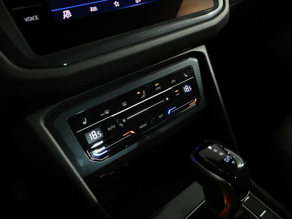 Купить Volkswagen Tiguan с пробегом. Фото: #22