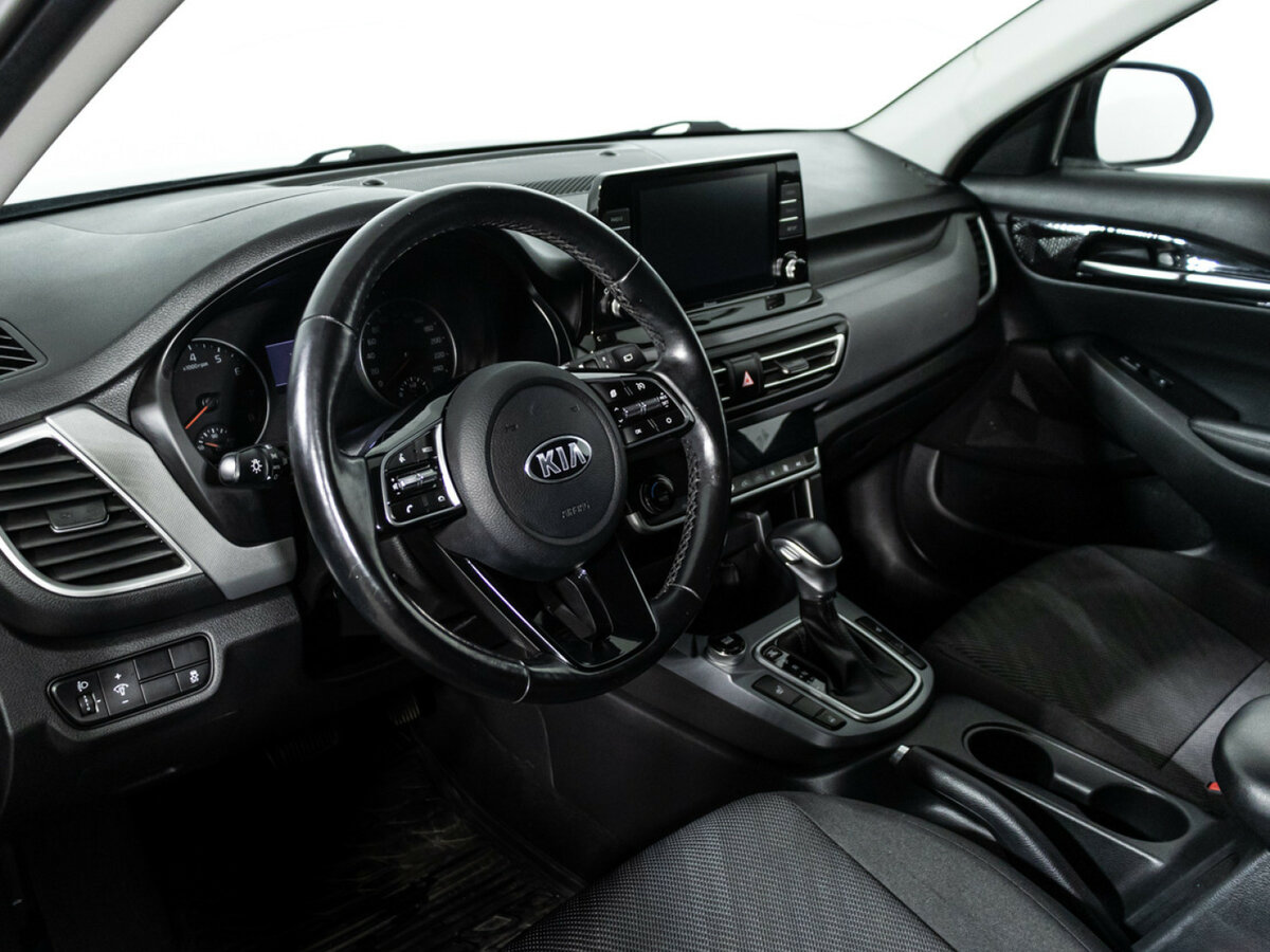 Купить Kia Seltos с пробегом. Фото: #10