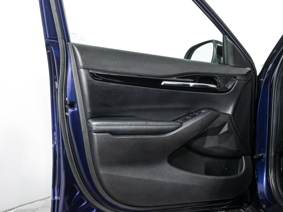 Купить Kia Seltos с пробегом. Фото: #23